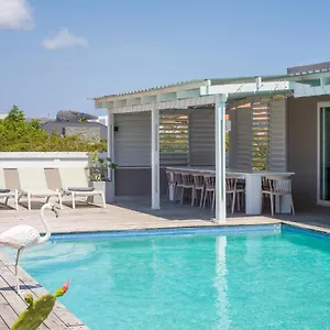 Bed & Breakfast Boutique & Jt Curacao, Willemstad